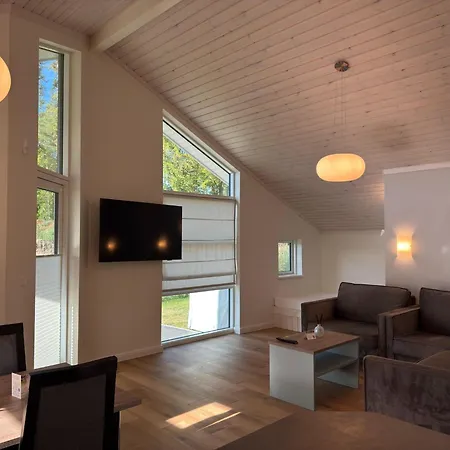 Im Skandinavischen Stil Mit Sauna In Holiday home